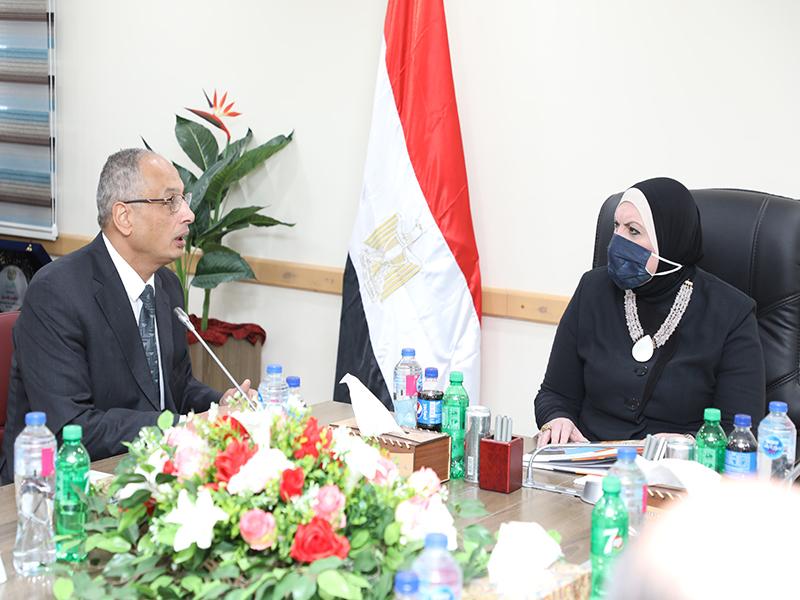 Minister of Trade and Industry inaugurates 29 laboratories in the Organization's branch in Dakhilah
