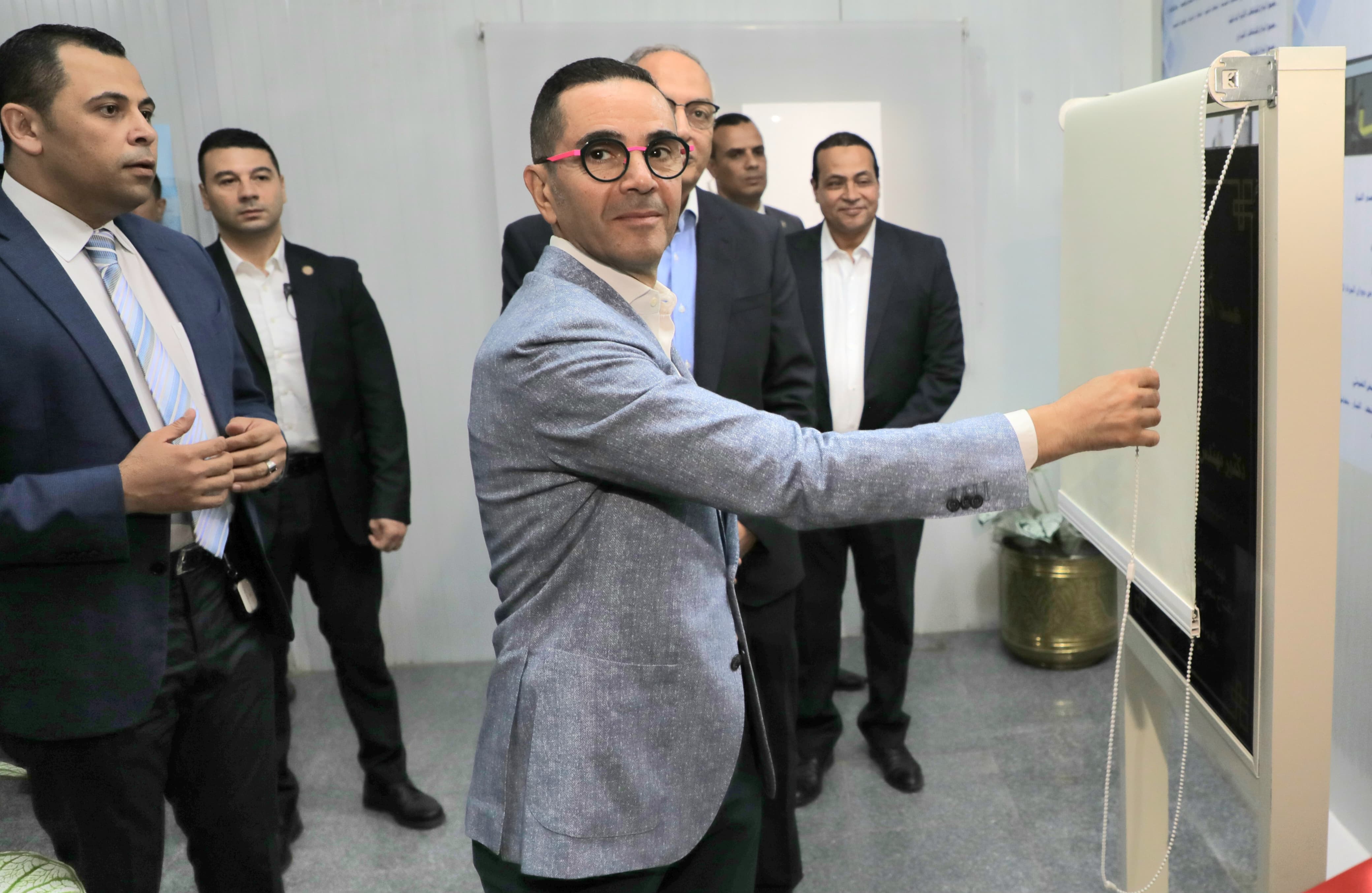 وزير الاستثمار والتجارة الخارجية م. حسن الخطيب يفتتح احدث معمل للاختبارات الضوئية بالهيئة العامة للرقابة على الصادرات والواردات