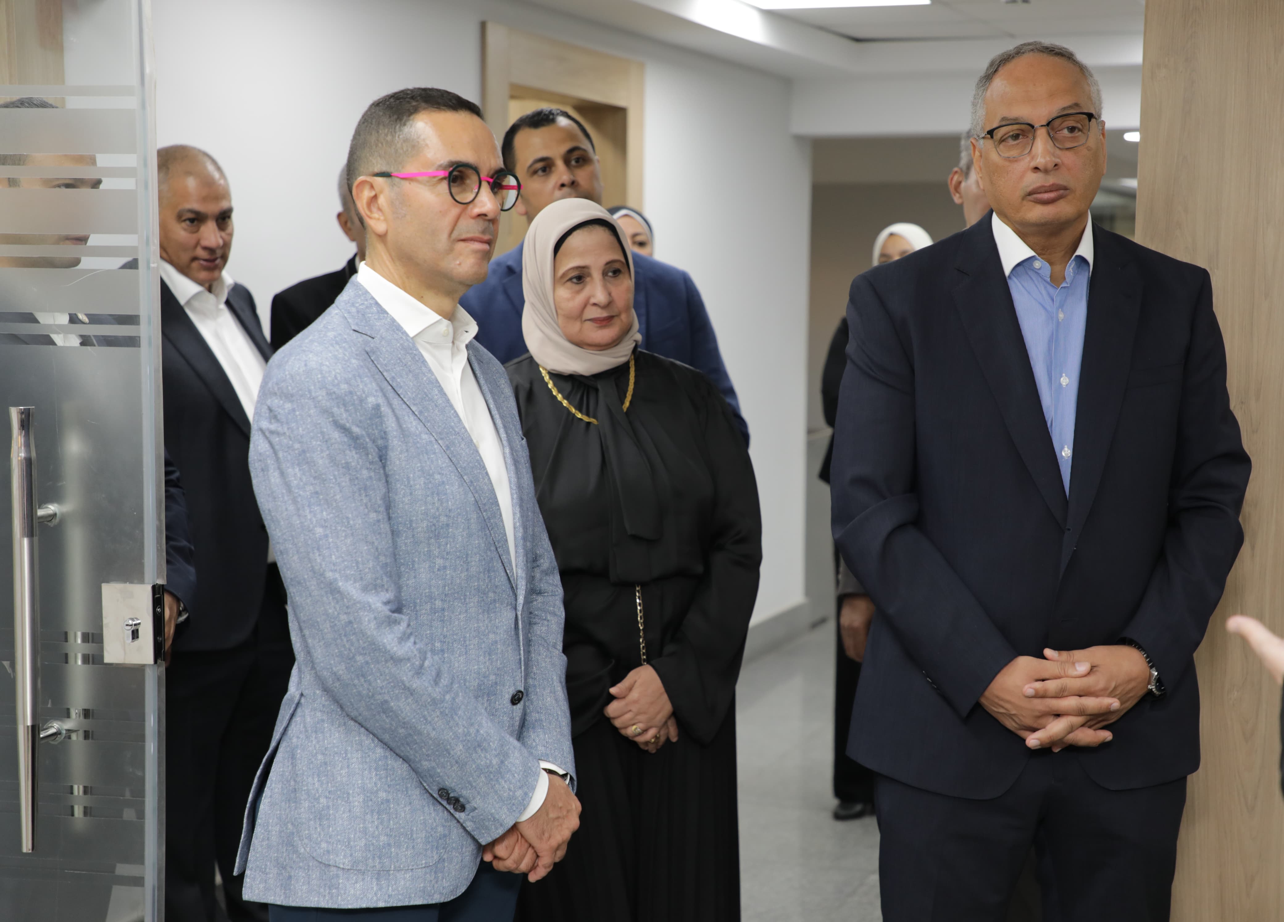 وزير الاستثمار والتجارة الخارجية م. حسن الخطيب يفتتح احدث معمل للاختبارات الضوئية بالهيئة العامة للرقابة على الصادرات والواردات