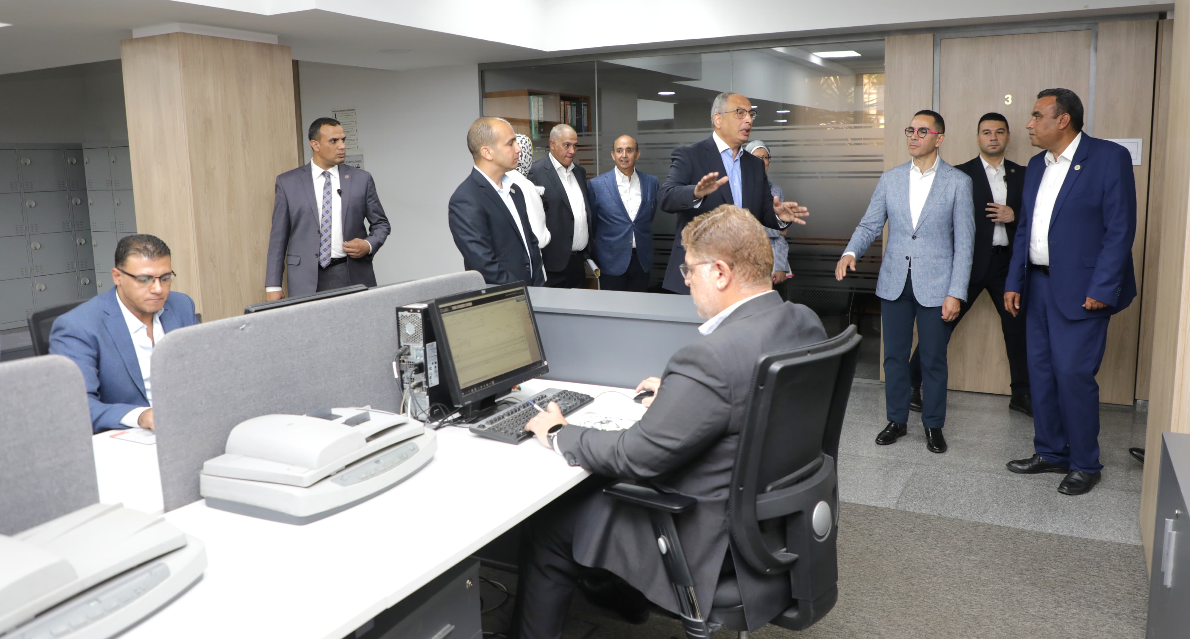 وزير الاستثمار والتجارة الخارجية م. حسن الخطيب يفتتح احدث معمل للاختبارات الضوئية بالهيئة العامة للرقابة على الصادرات والواردات