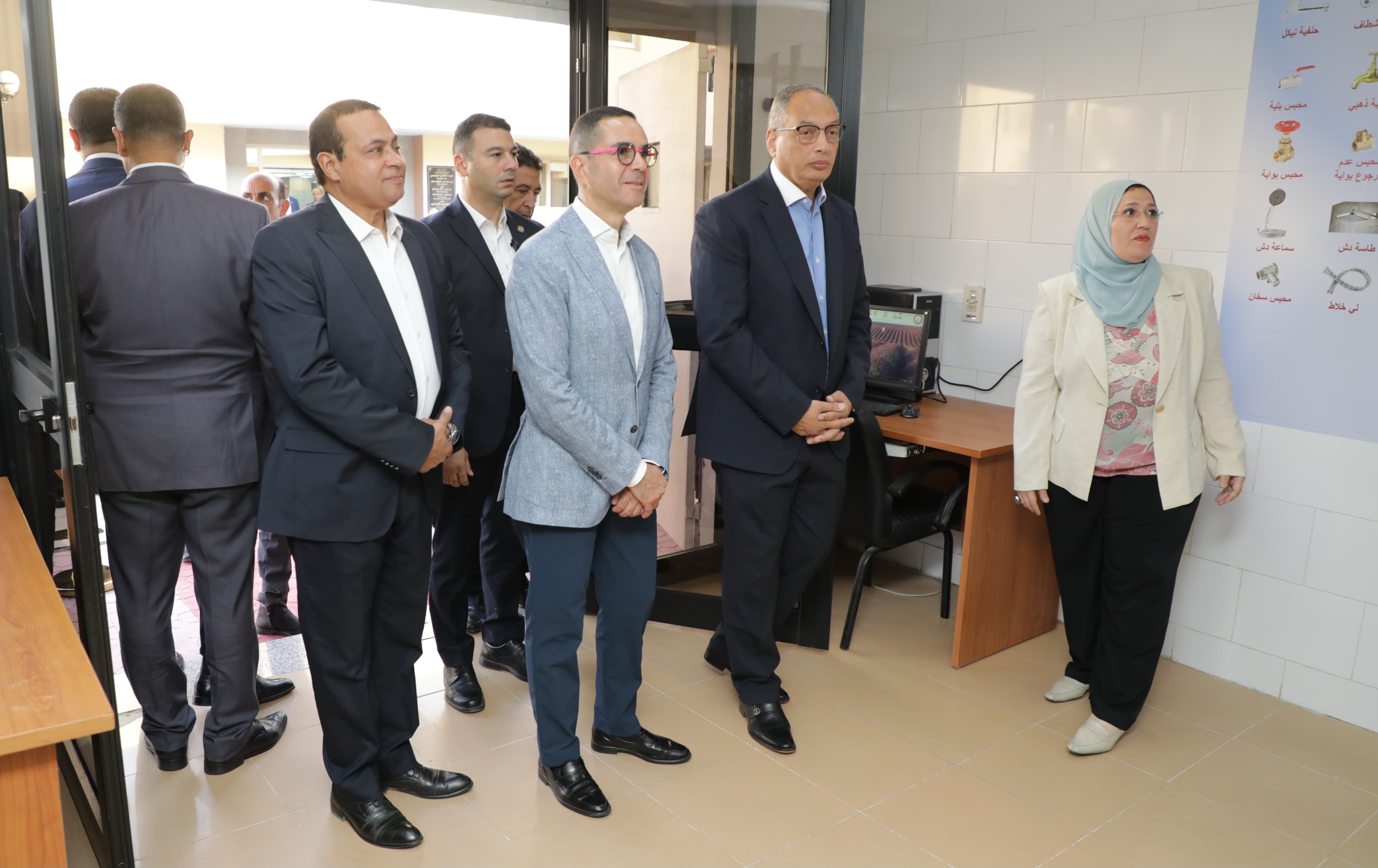 وزير الاستثمار والتجارة الخارجية م. حسن الخطيب يفتتح احدث معمل للاختبارات الضوئية بالهيئة العامة للرقابة على الصادرات والواردات