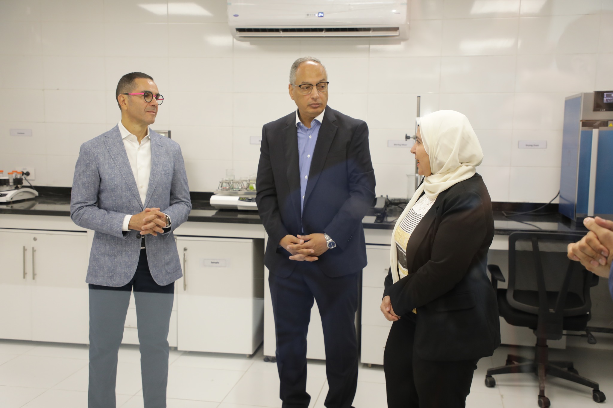 افتتاح المهندس حسن الخطيب وزير الاستثمار والتجارة الخارجية وحدة اختبارات الكفاءة الفنية للمختبرات (PT)