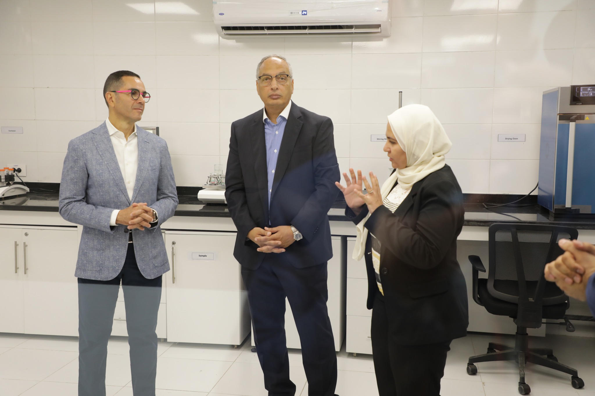 افتتاح المهندس حسن الخطيب وزير الاستثمار والتجارة الخارجية وحدة اختبارات الكفاءة الفنية للمختبرات (PT)