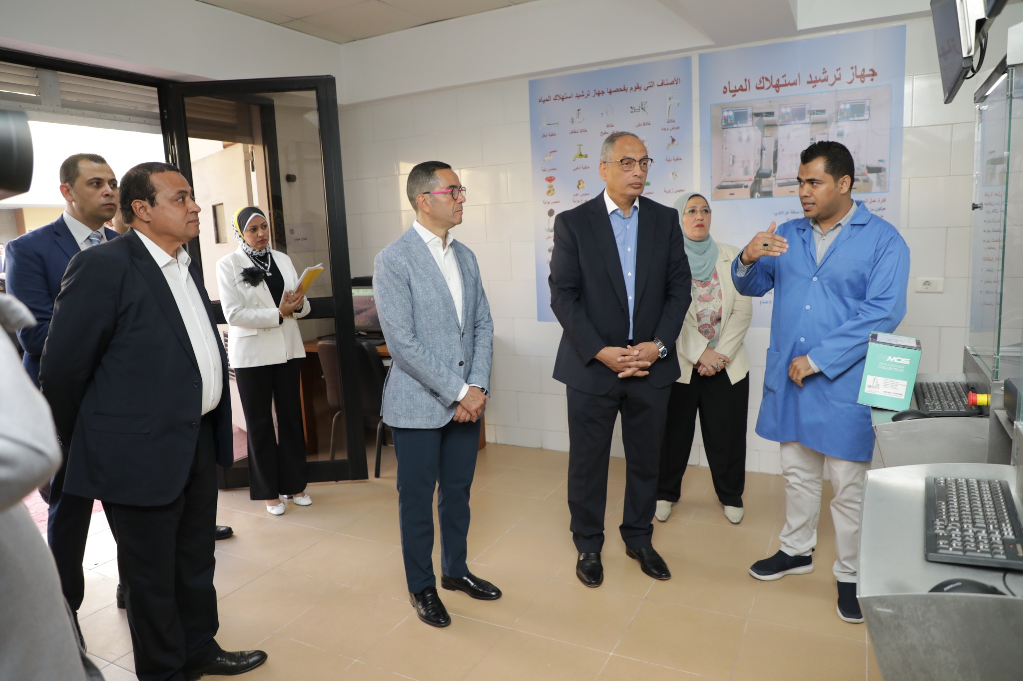 السيد المهندس حسن الخطيب وزير الاستثمار والتجارة الخارجية يتفقد معمل الضغوط وترشيد استهلاك المياه