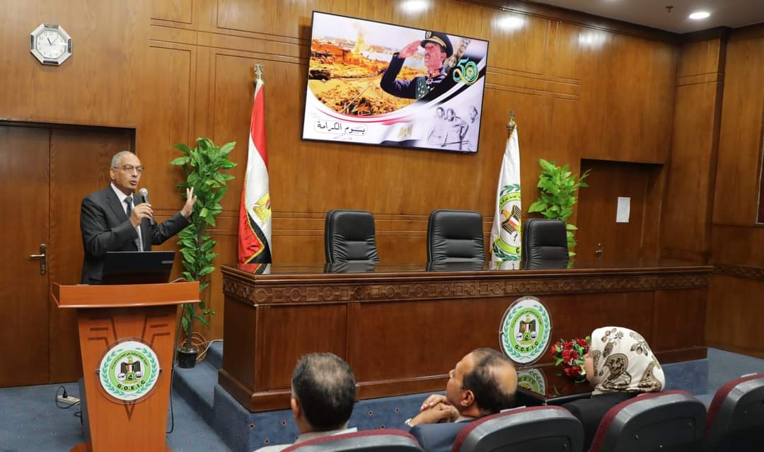 م. عصام النجار يحتفل مع العاملين بالهيئة بذكرى الانتصار بحرب اكتوبر