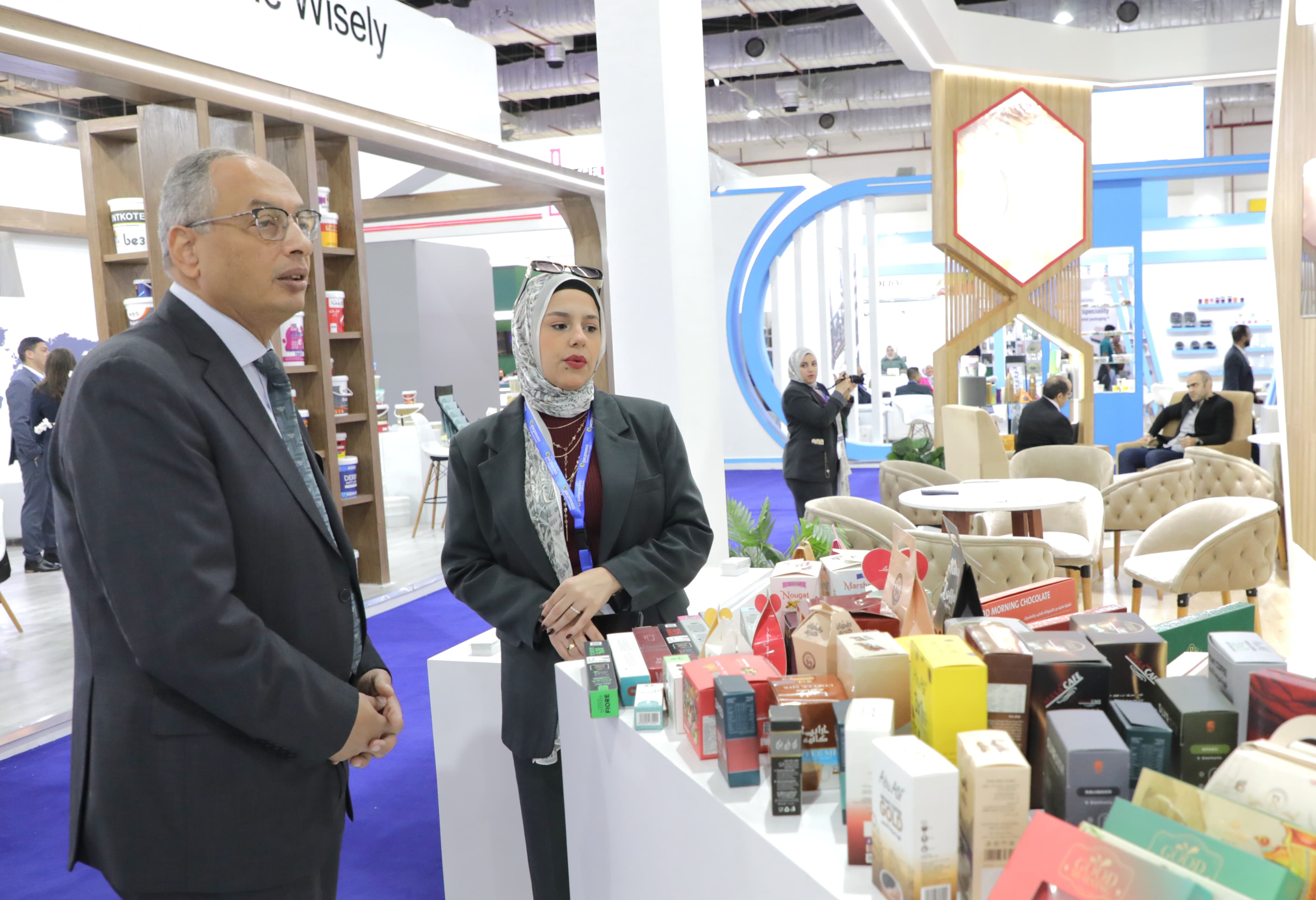 رئيس الهيئة العامة للرقابة على الصادرات والواردات يشارك فى  افتتاح فعاليات معرض  فودد  افريكا فى دورته التاسعة