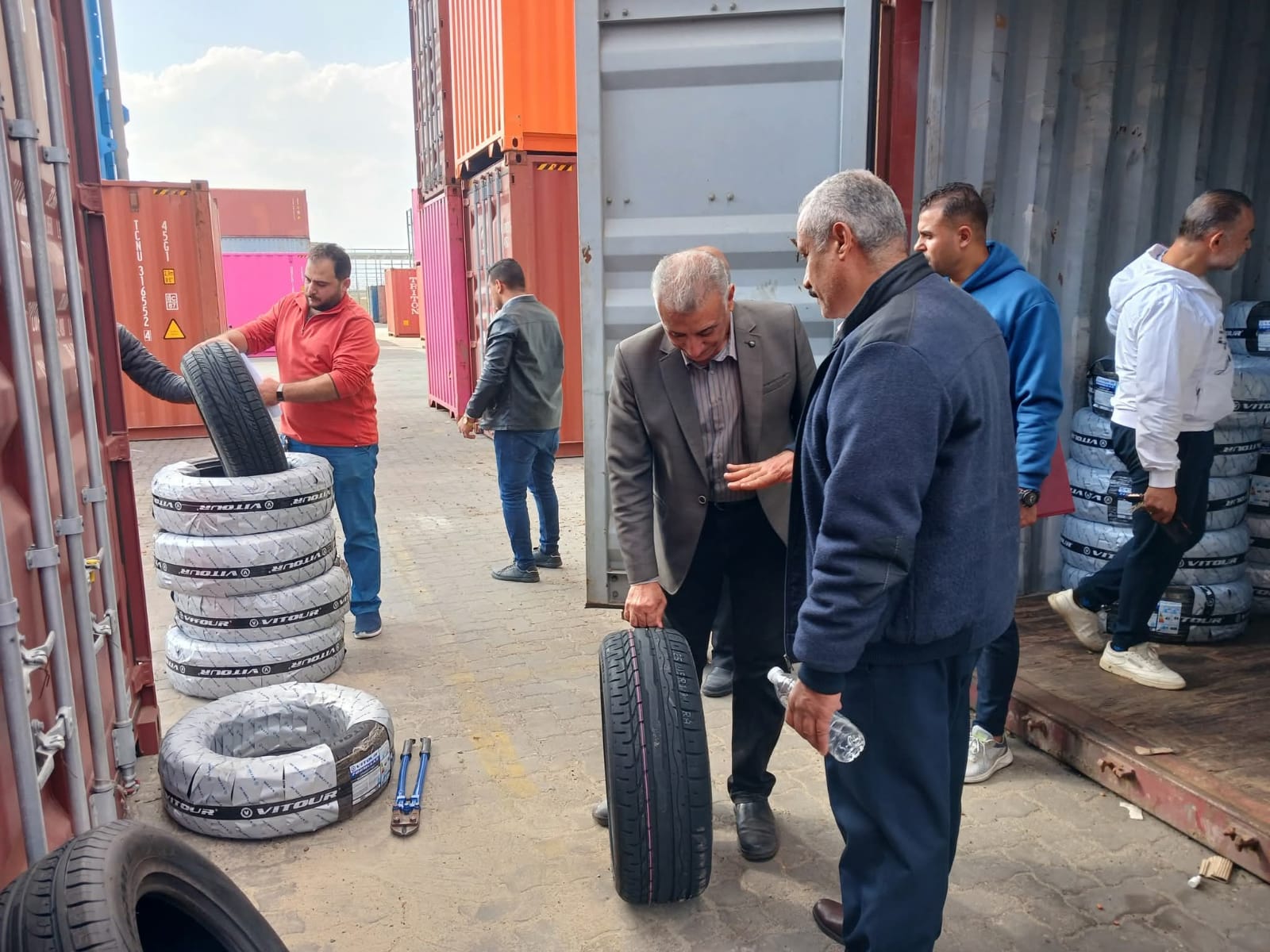 متابعة منظمومة الافراج الجمركى