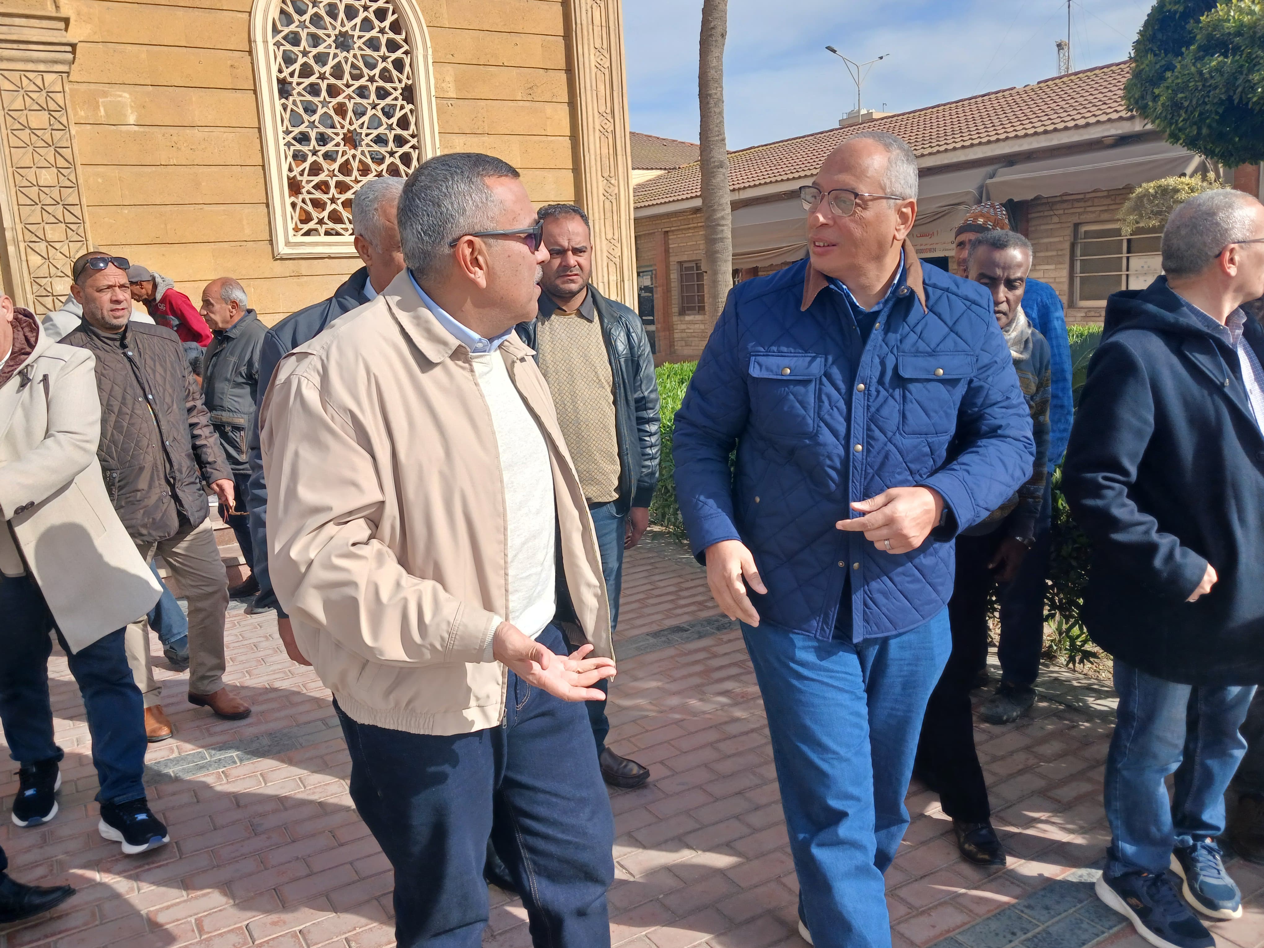 م. عصام النجار يتفقد سير العمل، اليوم الجمعة الموافق ٢٠٢٤/١٢/٢٧ بفرع  دمياط   لمتابعة تنفيذ قرار مجلس الوزراء بالعمل في العطلات الرسمية لتقليل زمن الإفراج الجمركي