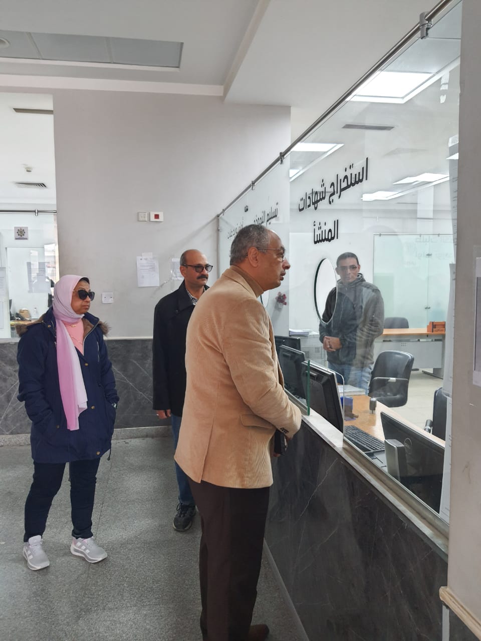 توجه اليوم السيد المهندس عصام النجا الى فرع الهيئة بالسويس لتفقد اجراءات العمل بميناء السويس والادبية والعين السخنة وبدر الجاف