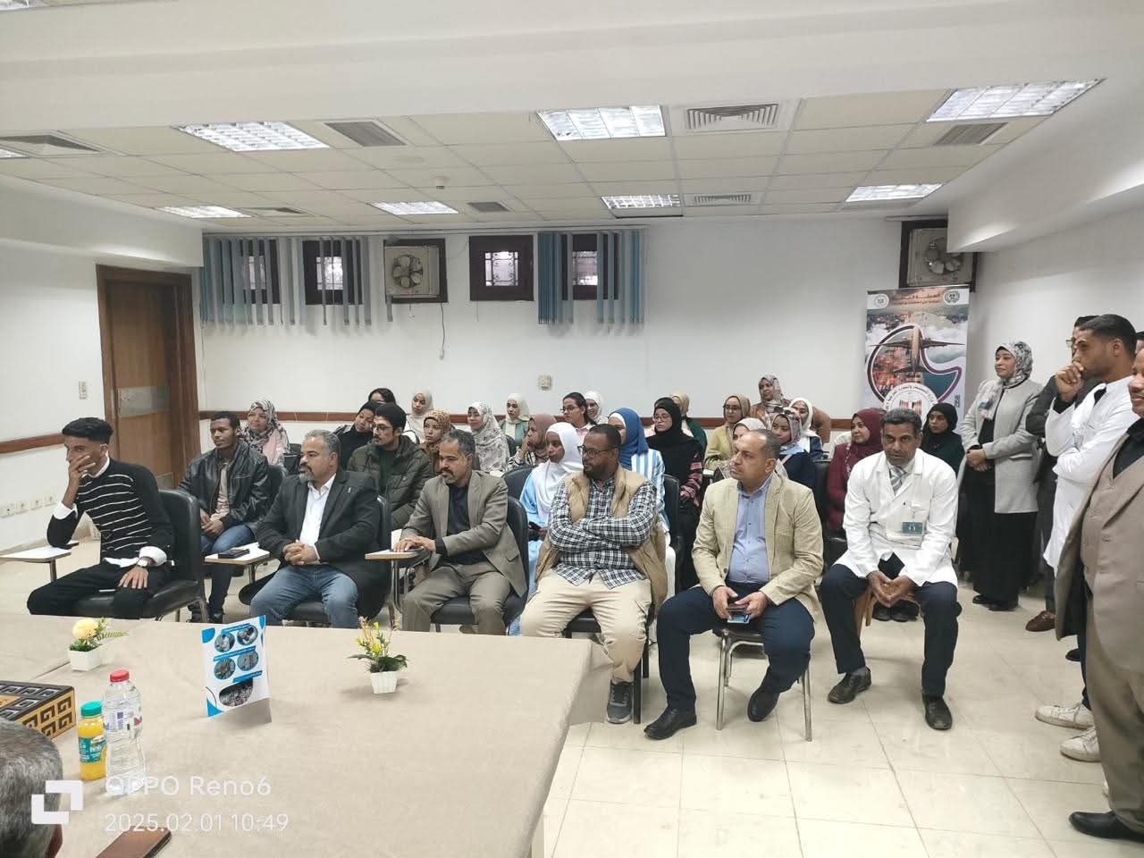 زيارة م. عصام النجار لفرع الهيئة باسوان يوم الجمعة الموافق ٣١ يناير تنفيذا لقرار مجلس الوزارء بالعمل فى الاجازات والعطلات الرسمية  لتقليل زمن الافراج الجمركى