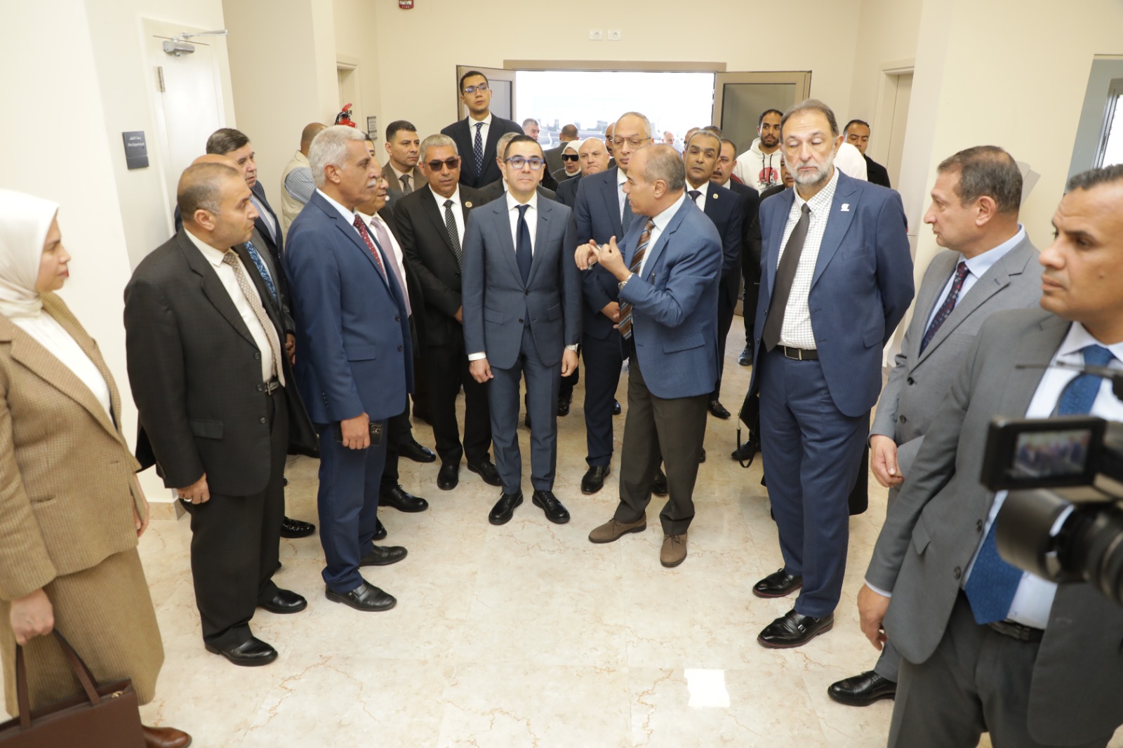 . عصام النجار يشارك م. حسن الخطيب وزير الاستثمار والتجارة الخارجية فى زيارته للجان الفحص المشترك بمحطة تحيا مصر متعددة الأغراض بميناء الاسكندرية TMT و EGMPT