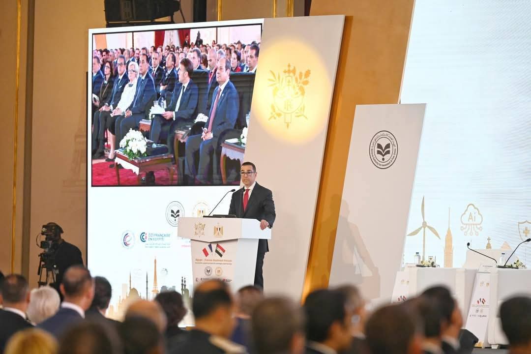 Le Ministre de l'Investissement et du Commerce Extérieur/ Hassan El-Khatib participe aux événements du Forum Économique Égypto-Français, tenu au Caire en présence de Son Excellence le Président.Abd El- Fattah El-Sissi /Président de la République arabe d'Égypte et Son Excellence le Président Français. Emmanuel Macron /Président de la République française.