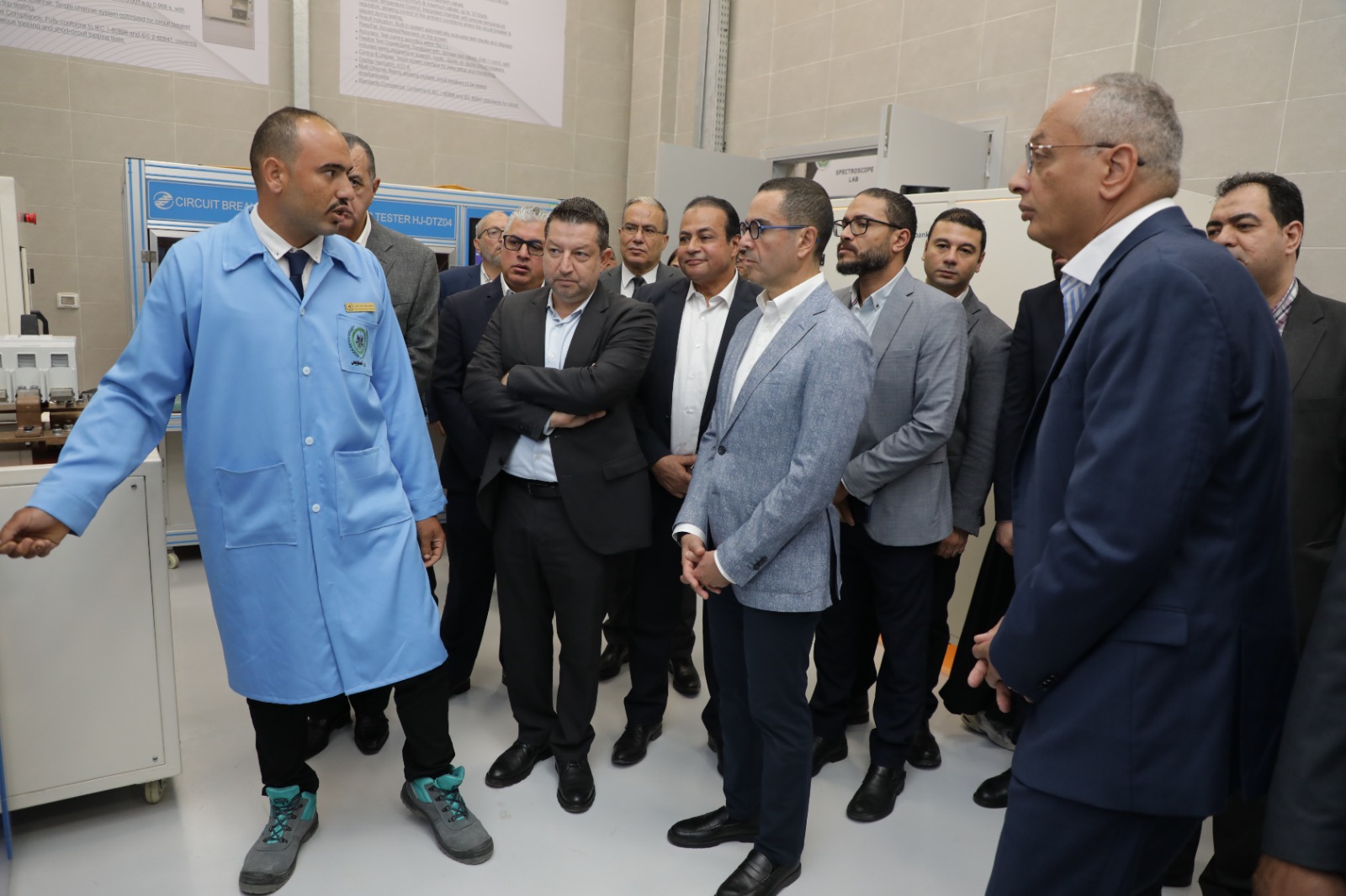 وزير الاستثمار والتجارة الخارجية يفتتح المرحلة الثانية من المعامل الصناعية بميناء السخنة