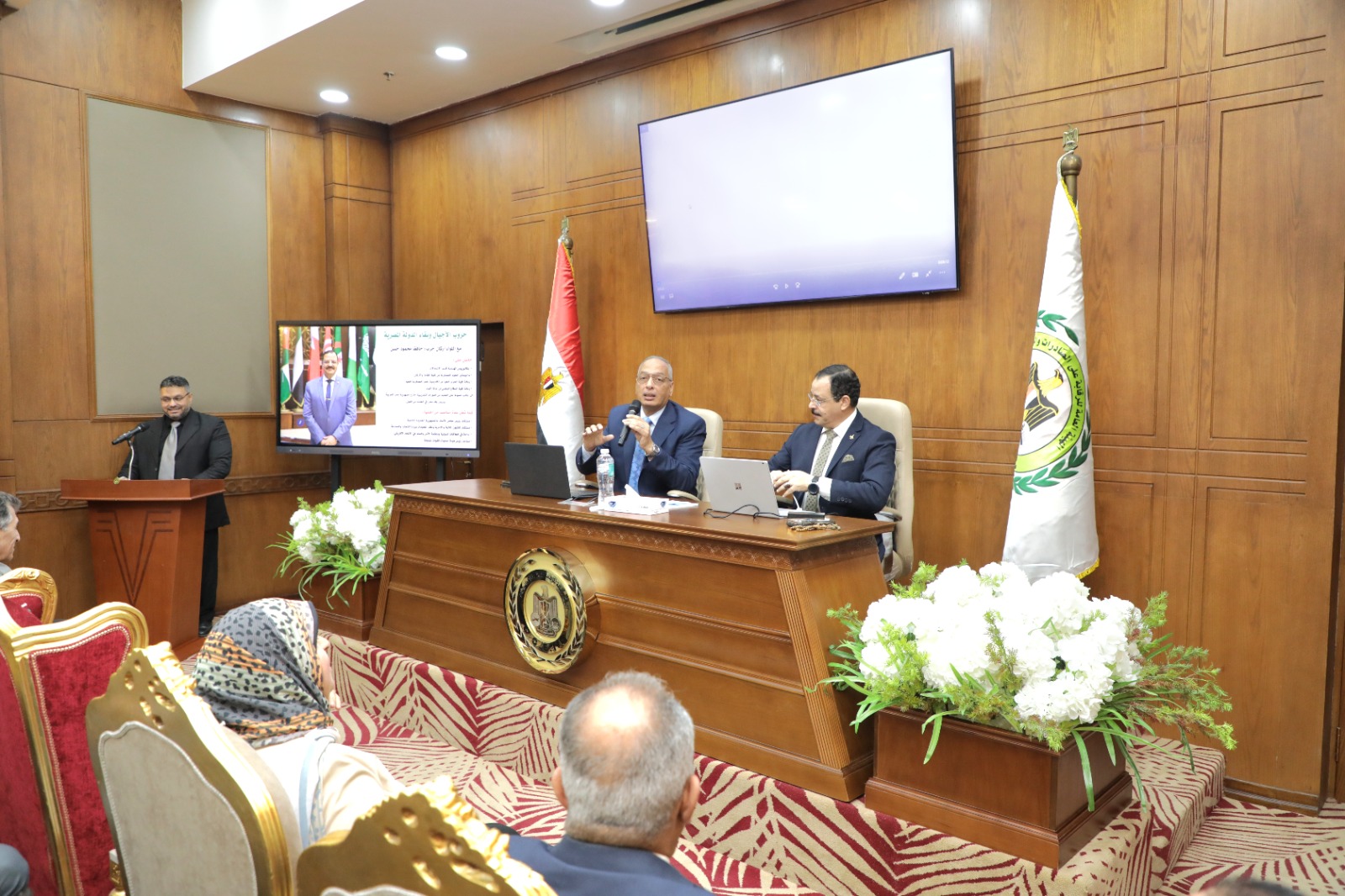 الهيئة العامة للرقابة على الصادرات والواردات تنظم ندوة تثقيفية بمناسبة مرور 52 عاما على ذكرى انتصارات حرب اكتوبر المجيدة برعاية م. عصام النجار بعنوان" حروب الاجيال وبقاء الدولة المصرية" تقديم اللواء ا.ح حافظ حسن مساعد رئيس هيئة العمليات بالقوات المسلحة ال
