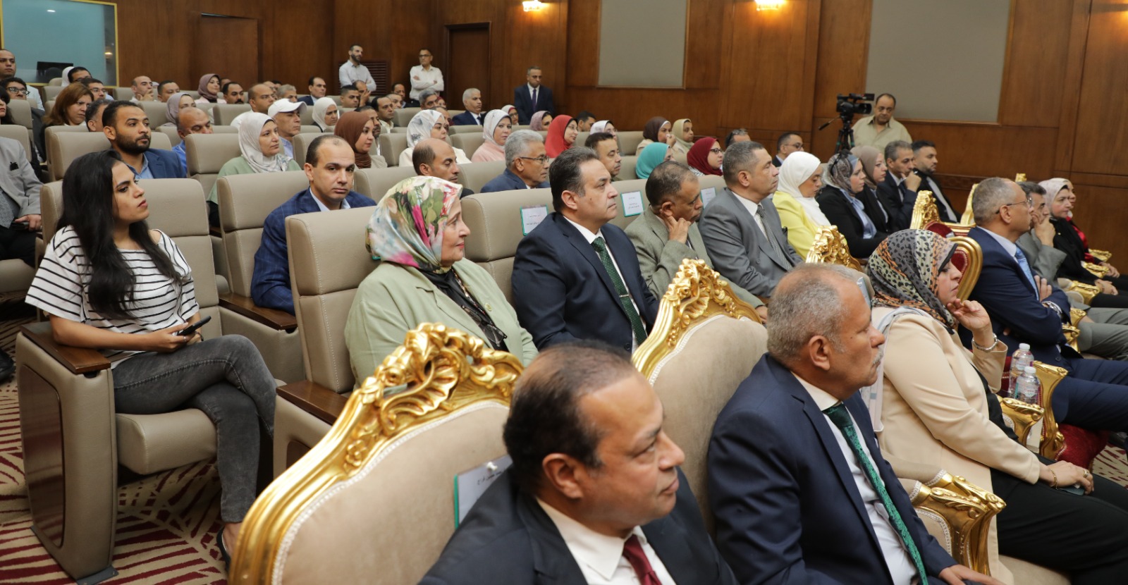 الهيئة العامة للرقابة على الصادرات والواردات تنظم ندوة تثقيفية بمناسبة مرور 52 عاما على ذكرى انتصارات حرب اكتوبر المجيدة برعاية م. عصام النجار بعنوان" حروب الاجيال وبقاء الدولة المصرية" تقديم اللواء ا.ح حافظ حسن مساعد رئيس هيئة العمليات بالقوات المسلحة ال
