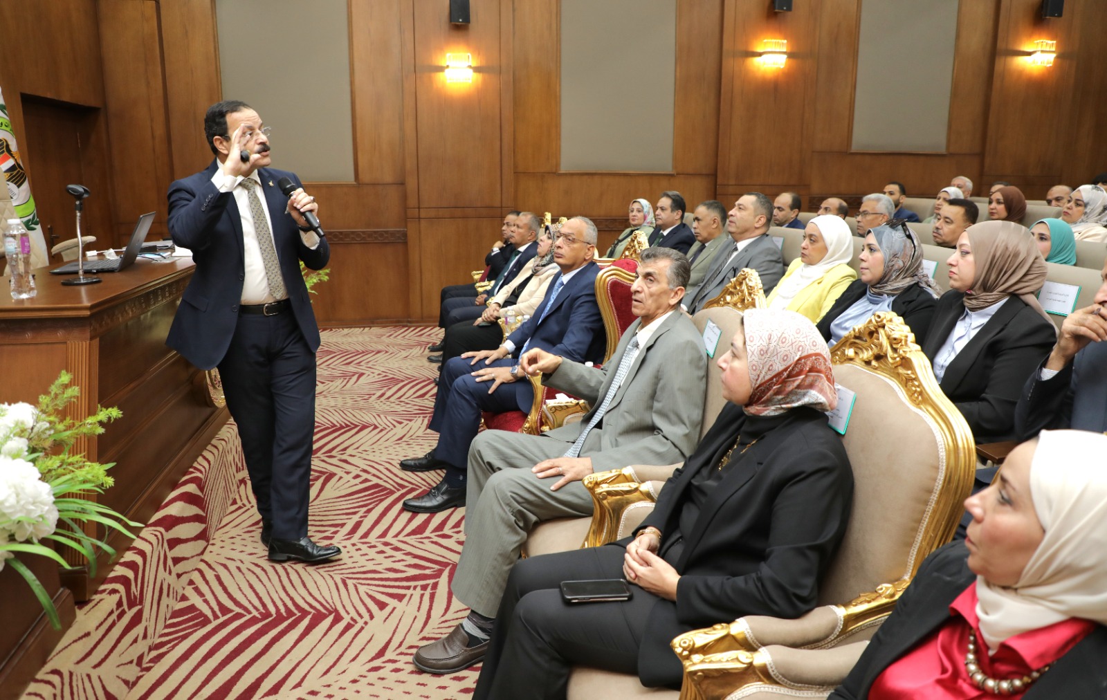 ندوة تثقيفية بمناسبة مرور 52 عاما على ذكرى انتصارات حرب اكتوبر المجيدة