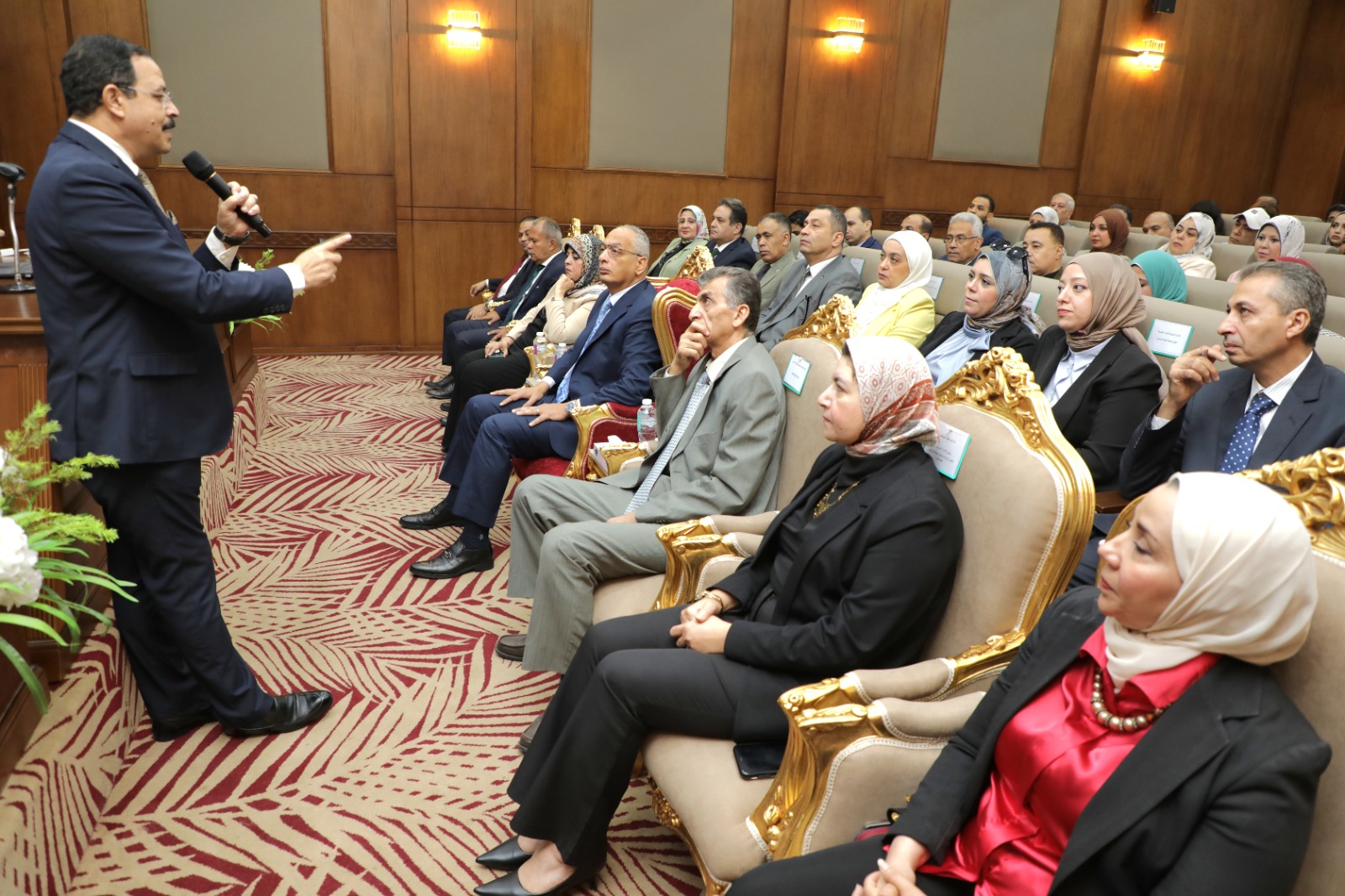 ندوة تثقيفية بمناسبة مرور 52 عاما على ذكرى انتصارات حرب اكتوبر المجيدة
