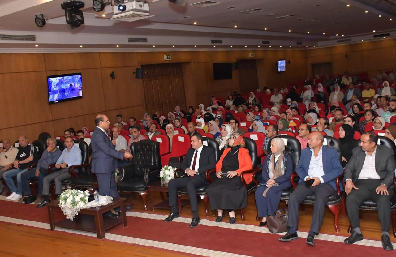 الغرفة التجارية ببور سعيد تنظم ورشة عمل بعنوان "الطريق الى الاسواق العالمية "