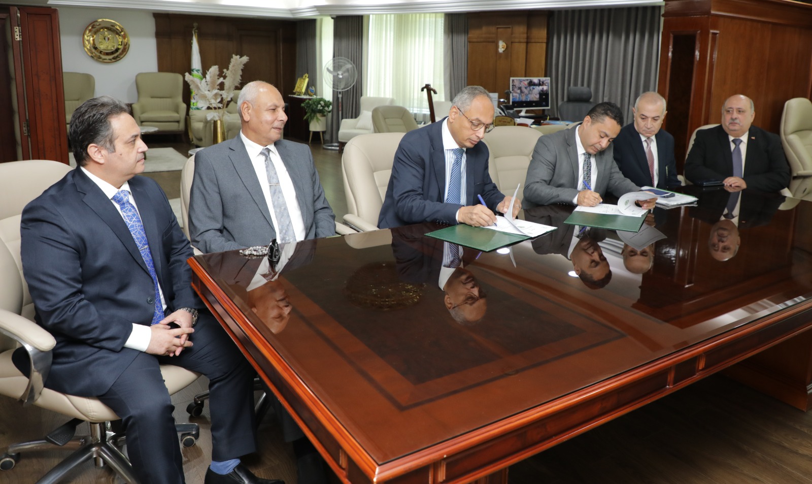 م. عصام النجار يوقع برتوكول تعاون مع شركة سكاى جولد فى مجال التحليل المعملى واصدار شهادات المطابقة