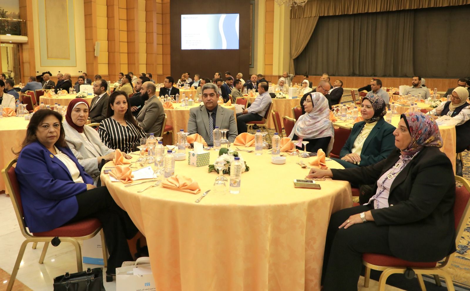 م. عصام النجار يشارك فى فاعليات مؤتمر تحديات السلامة والصحة المهنية