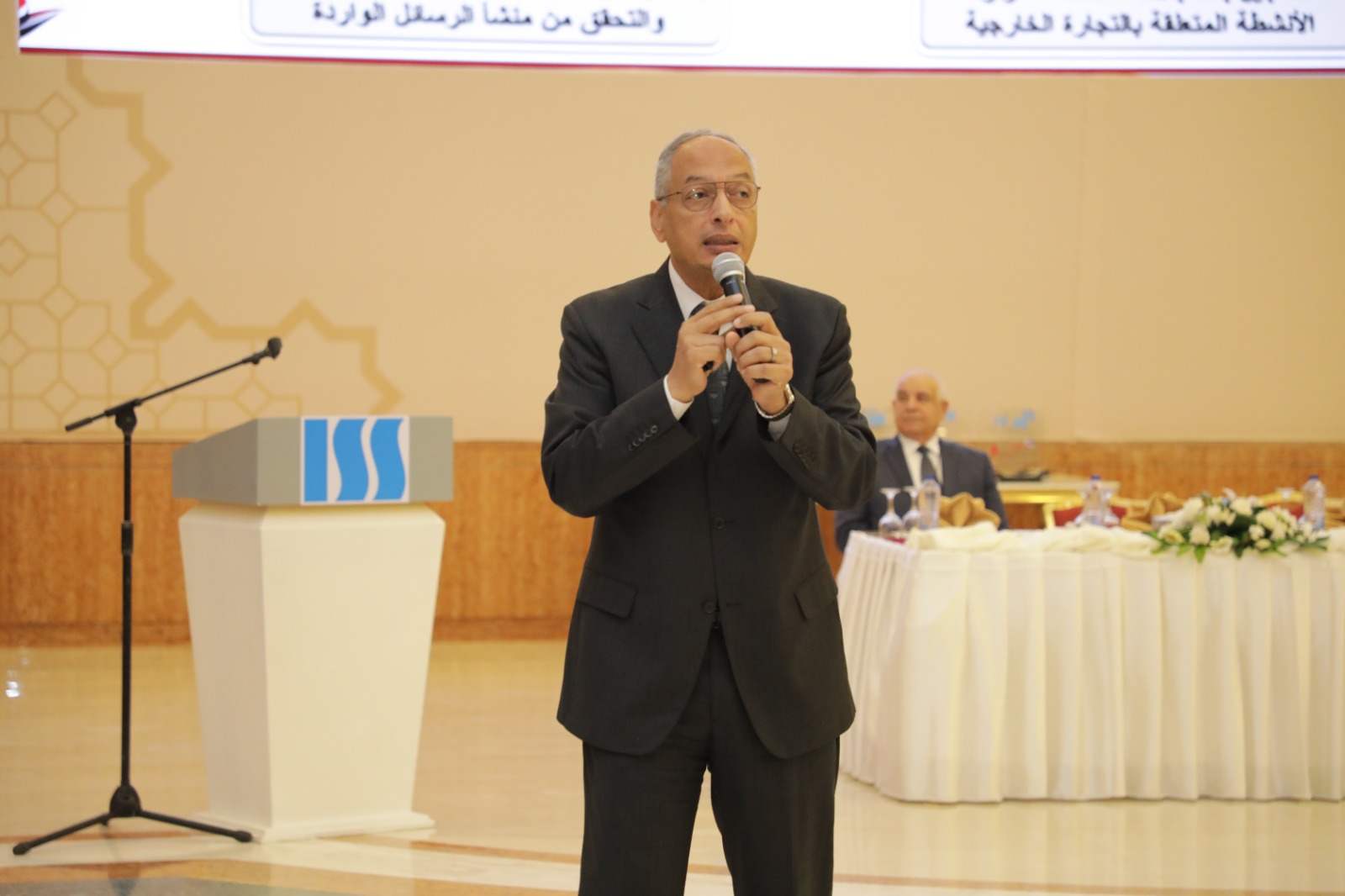 م. عصام النجار يشارك فى فاعليات مؤتمر تحديات السلامة والصحة المهنية