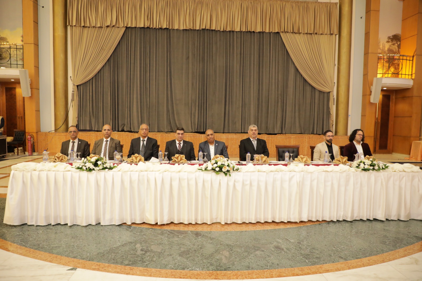 م. عصام النجار يشارك فى فاعليات مؤتمر تحديات السلامة والصحة المهنية