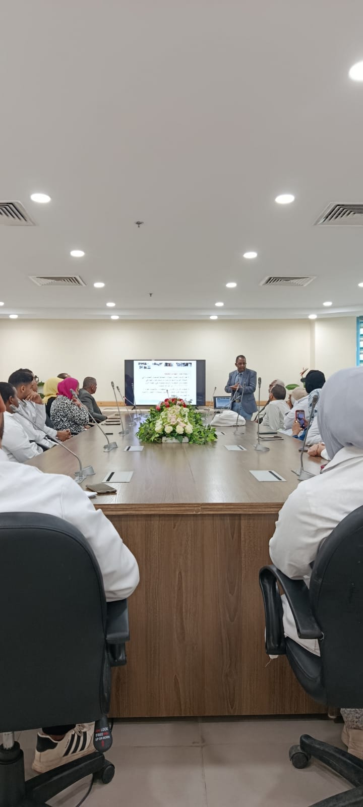 تدريب طلاب كلية الزراعة جامعة عين شمس بمعامل الهيئة بفرع ميناء الدخيلة