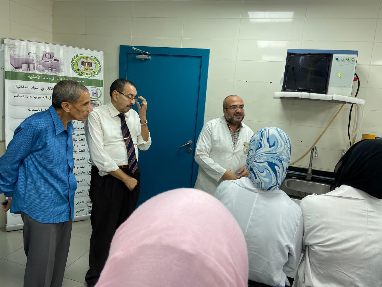 تدريب طلاب كلية الزراعة جامعة عين شمس بمعامل الهيئة بفرع ميناء الدخيلة