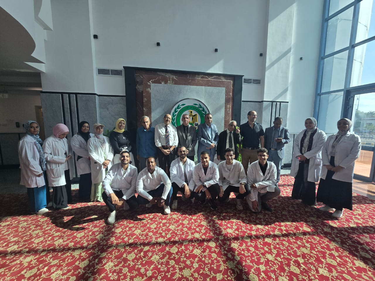 تدريب طلاب كلية الزراعة جامعة عين شمس بمعامل الهيئة بفرع ميناء الدخيلة