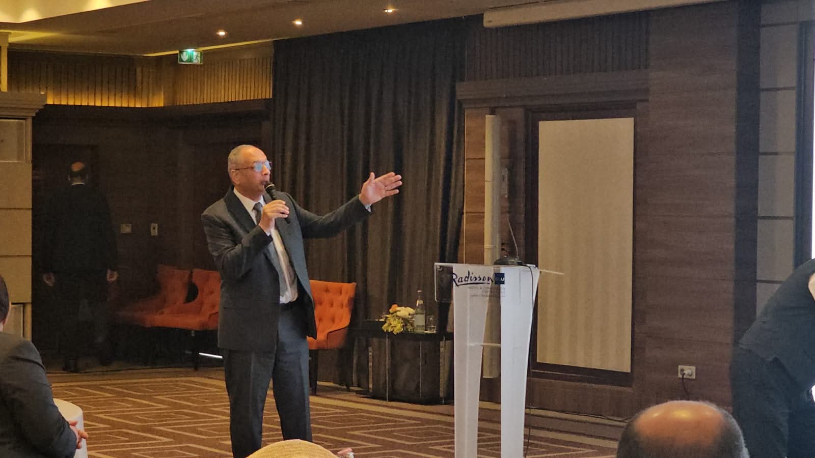 م. عصام النجار يقدم ندوة تعريفية للشركات والمصدريين التونسيين بالإجراءات واليات التصديرالى مصر واليات مذكرة التفاهم