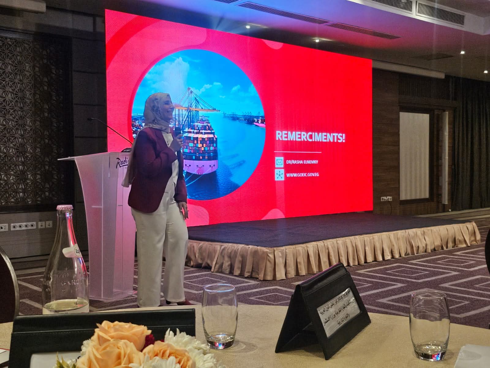 م. عصام النجار يقدم ندوة تعريفية للشركات والمصدريين التونسيين بالإجراءات واليات التصديرالى مصر واليات مذكرة التفاهم