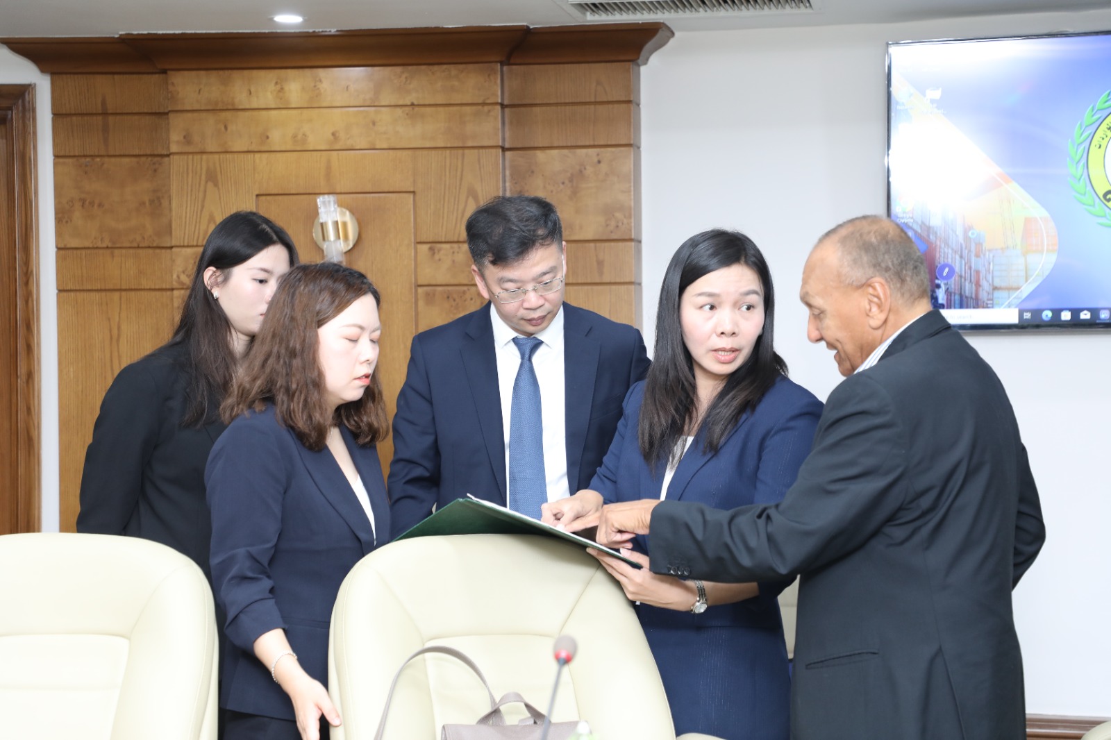 م. عصام النجار يوقع بروتوكول تعاون بين الهيئة العامة للرقابة على الصادرات والواردات و شركة CVC الصينية في مجالات الفحص والتحليل للسلع الصناعية .