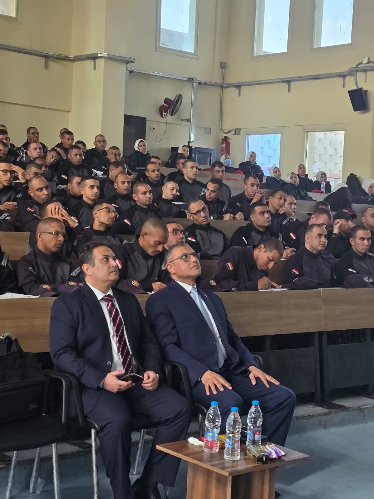 م. عصام النجار  يلقى  محاضرة  بالاكاديمية العسكرية  لحديثى التعيين بمصلحة الجمارك