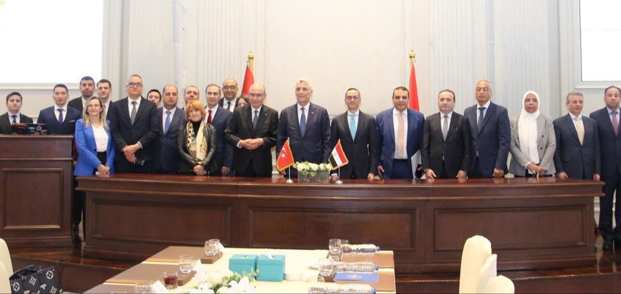 رئيس الهيئة العامة للرقابة على الصادرات والواردات يشارك فى المباحثات المصرية - التركية  لتعزيز الشراكة الاقتصادية والتجارية وهو الاجتماع الختامي للآلية الثانية للمشاورات التجارية بين مصر وتركيا.