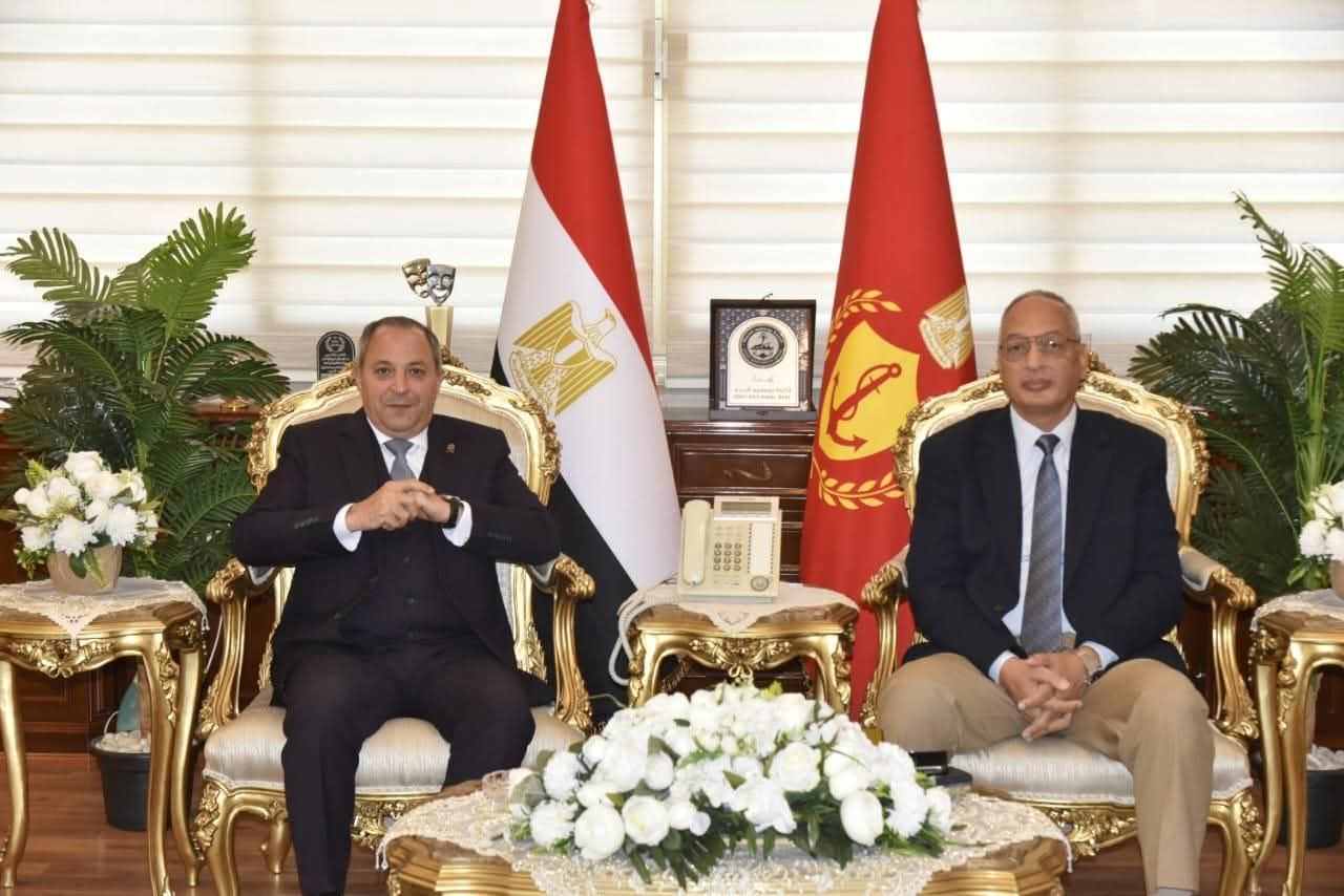 محافظ بورسعيد يستقبل رئيس الهيئة العامة للرقابة على الصادرات والواردات لبحث ومناقشة عدد من ملفات التعاون المشتركة ومتابعة رقمنة وتسريع منظومة الفحص والرقابة .. فى خطوة عملية لترسيخ مكانة بورسعيد كبوابة رئيسية للتجارة العالمية .