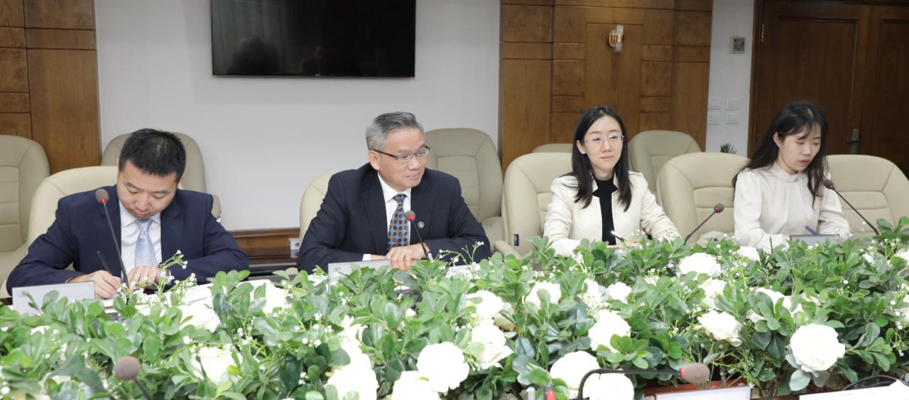 رئيس الهيئة العامة للرقابة على الصادرات والواردات يلتقي المدير العام لمكتب الصناعة والأمن والرقابة على الاستيراد والتصدير الصيني لبحث تعزيز التعاون الفني.