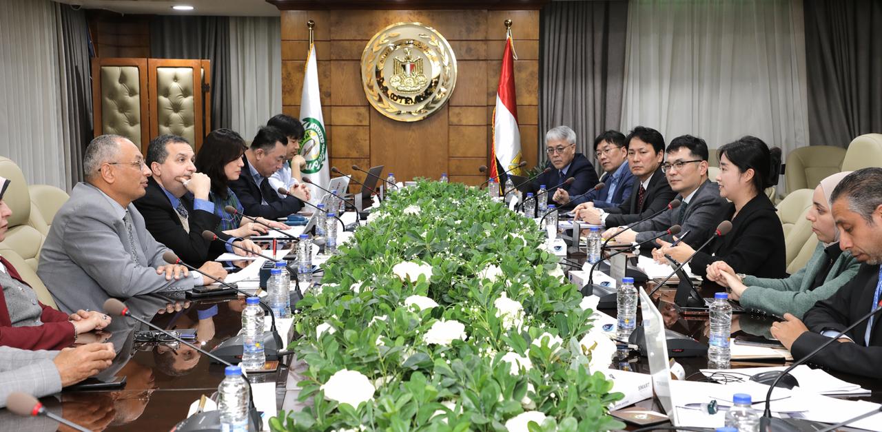 بدء تنفيذ مشروع الهيئة العامة للرقابة على الصادرات والواردات الخاص بإنشاء المنصة الرقمية للفحص المبني على المخاطر والتتبع لتسهيل حركة التجارة في مصر، وذلك بتمويل من الوكالة الكورية للتعاون الدولي   (KOICA)  بمنحة تبلغ ١١ مليون دولار أمريكى.