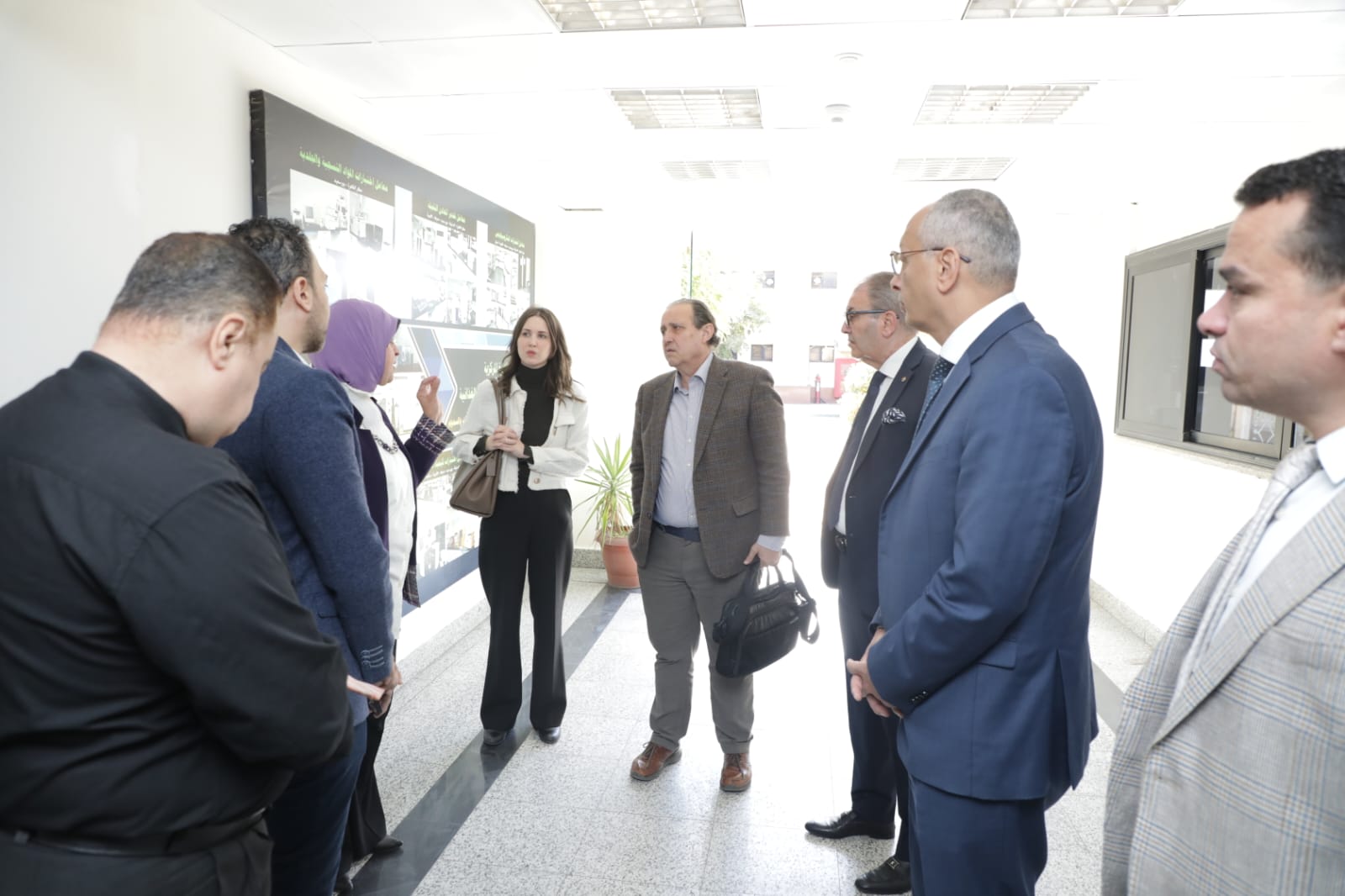 الرقابة على الصادرات والواردات وغرفة صناعة الملابس الجاهزة توقعان بروتوكول تعاون لتعزيز منظومة فحص المنسوجات والملابس التقنية