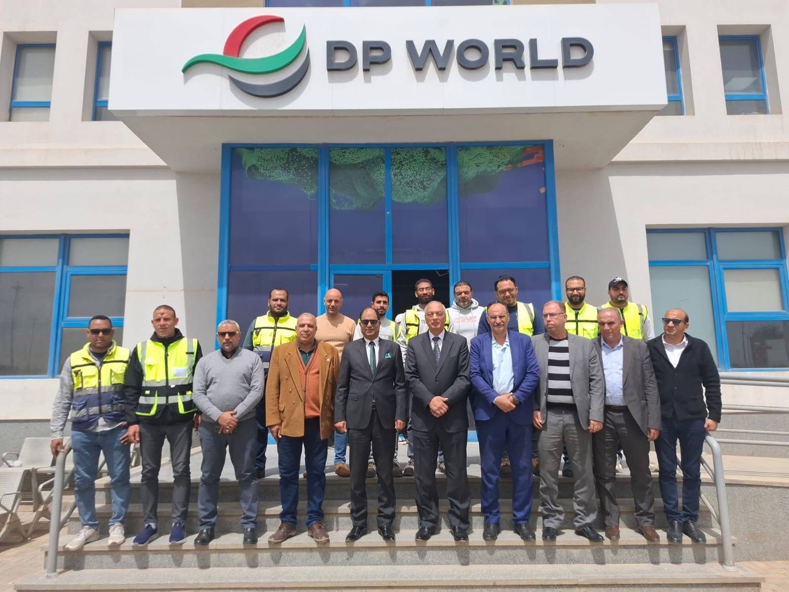 رئيس الهيئة العامة للرقابة على الصادرات والواردات يتفقد ميناء السويس لمتابعة منظومة UCR، ويؤكد على التنسيق بين الجهات المعنية لتيسير إجراءات الإفراج ودعم المصدرين.