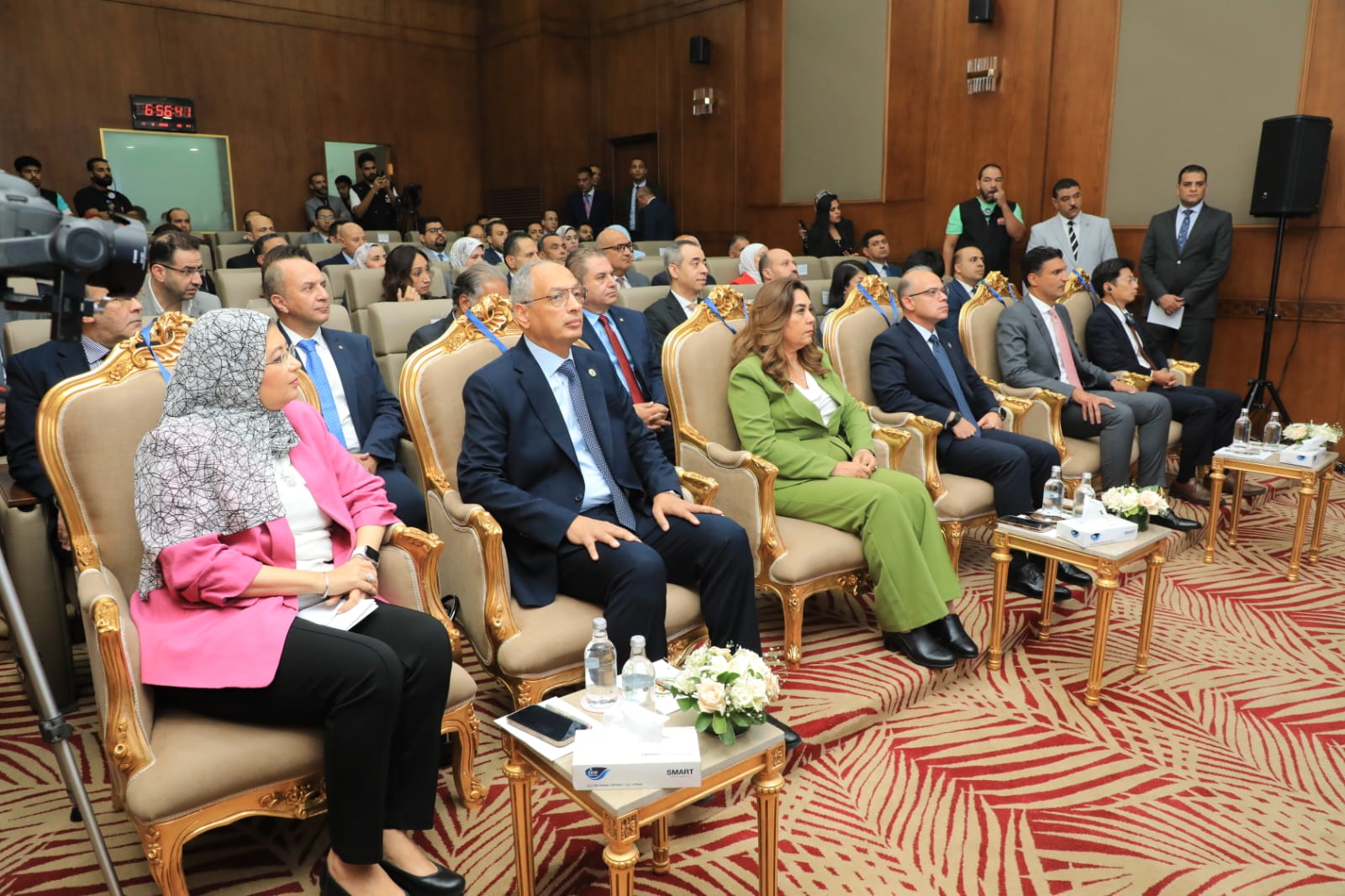 وزير الاستثمار والتجارة الخارجية يشهد افتتاح وتسليم معدات معملية حديثة لدعم قدرات معامل الهيئة العامة للرقابة على الصادرات والواردات.